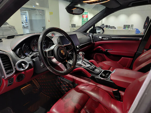 2012 Porsche Cayenne GTS II (958), чёрный, 1990000 рублей - вид 15