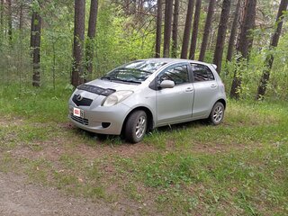 2005 Toyota Vitz II (XP90), серый, 480000 рублей, вид 2