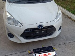 2016 Toyota Aqua I Рестайлинг, белый, 1190000 рублей, вид 2