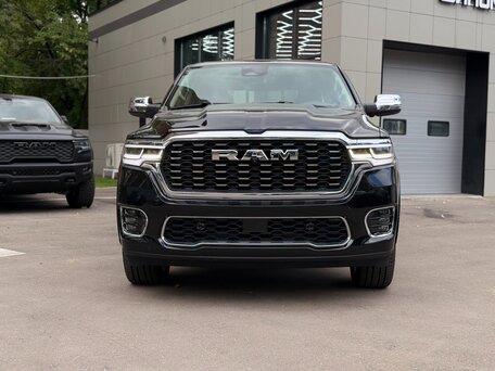 2026 Ram 1500 Crew Cab V Рестайлинг, чёрный, 10250000 рублей, вид 2