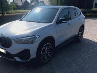 2021 BMW X1 18i sDrive II (F48) Рестайлинг, серый, 2650000 рублей, вид 4
