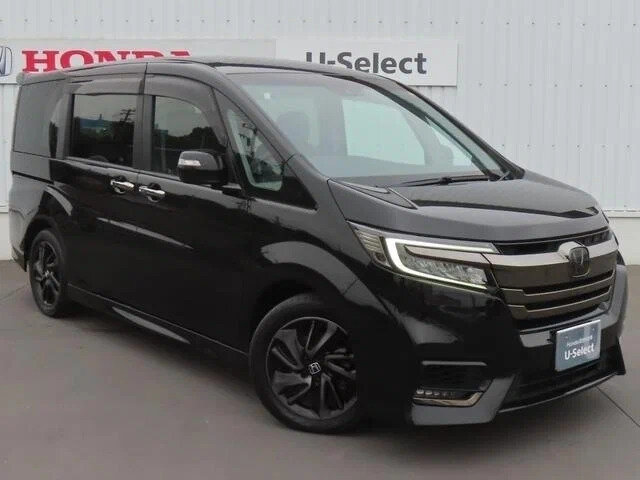 Открыть фотографии: Honda Stepwgn V Рестайлинг