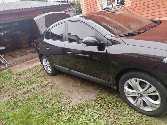 2010 Renault Fluence I, чёрный, 610000 рублей - вид 9