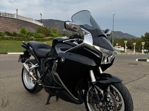 2013 Honda VFR 1200, чёрный, 760000 рублей