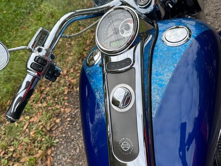 2013 Harley-Davidson Road King Special, синий, 1150000 рублей, вид 2