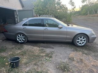 2005 Mercedes-Benz S-Класс 500 Long IV (W220) Рестайлинг, серый, 630000 рублей, вид 3
