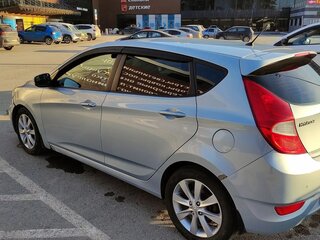 2012 Hyundai Solaris I, серый, 750000 рублей, вид 4