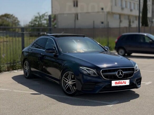 2016 Mercedes-Benz E-Класс 300 V (W213, S213, C238), синий, 3450000 рублей - вид 2