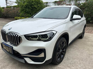 2021 BMW X1 Long 20Li sDrive II (F48) Рестайлинг, белый, 1720000 рублей, вид 4