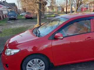 2008 Toyota Corolla X (E140, E150), красный, 650000 рублей, вид 3