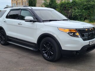 2013 Ford Explorer V, белый, 2150000 рублей, вид 2