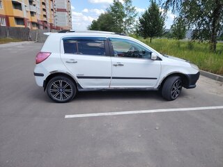 2012 Geely MK Cross I, белый, 225000 рублей, вид 4