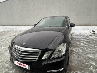 2013 Mercedes-Benz E-Класс 200 7G-Tronic IV (W212, S212, C207), чёрный, 3000000 рублей, вид 2