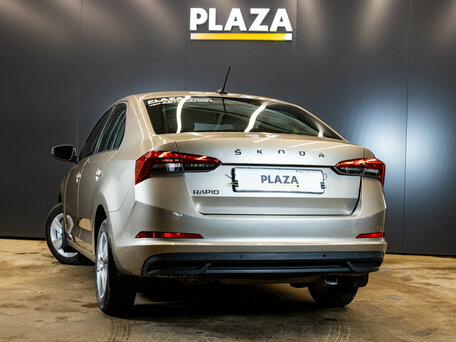 2021 Skoda Rapid II, коричневый, 1430000 рублей, вид 4