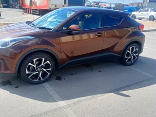 2018 Toyota C-HR I, коричневый, 1650000 рублей, вид 4