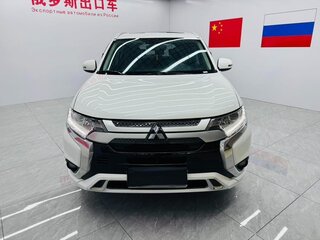 2022 Mitsubishi Outlander III Рестайлинг 3, белый, 1970548 рублей, вид 2