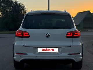 2011 Volkswagen Tiguan I Рестайлинг, белый, 1010000 рублей, вид 3