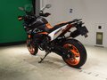 2023 KTM 890 SMT, чёрный, 1077000 рублей - вид 5