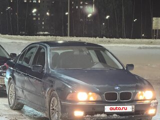 1998 BMW 5 серии 520i IV (E39), зелёный, 500000 рублей, вид 2