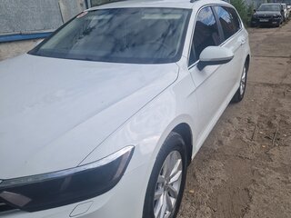 2016 Volkswagen Passat B8, белый, 1480000 рублей, вид 1
