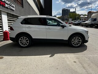2019 Volkswagen Tiguan II, белый, 1800000 рублей, вид 4