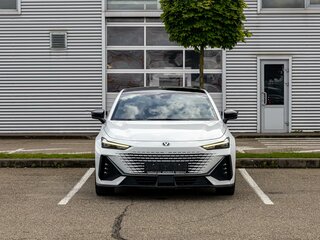2024 Changan UNI-V I, белый, 1655000 рублей, вид 2