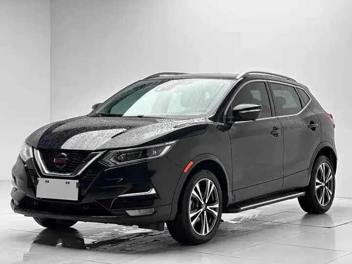 Открыть фотографии: Nissan Qashqai II Рестайлинг