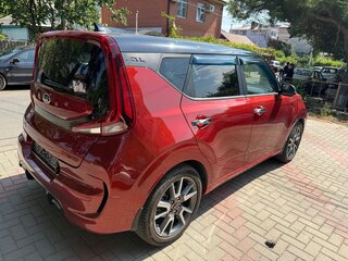 2021 Kia Soul III, красный, 2128000 рублей, вид 4