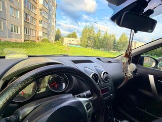 2013 Nissan Qashqai I Рестайлинг, чёрный, 1030000 рублей, вид 4