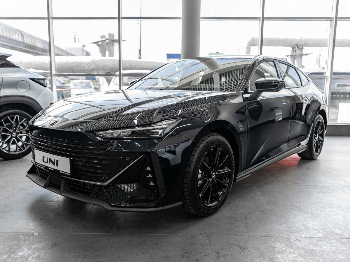 Открыть фотографии: Changan UNI-V I