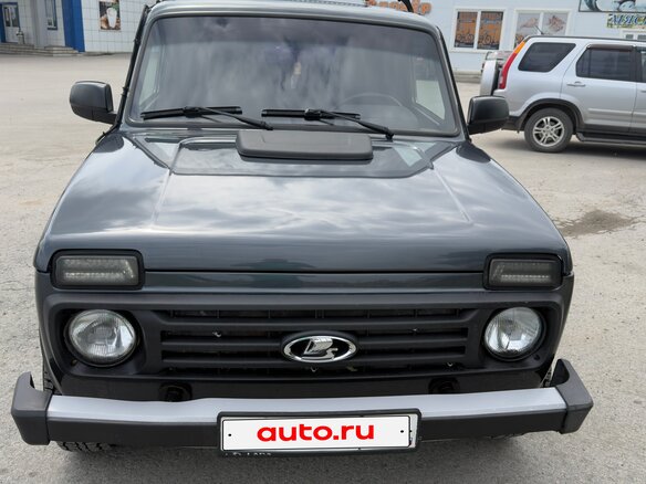 2019 Lada (ВАЗ) 2121 (4x4) I Рестайлинг, серебристый - вид 2