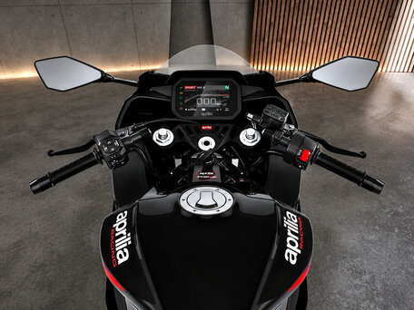2026 Aprilia RS 457, чёрный, 680000 рублей, вид 5
