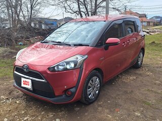 2016 Toyota Sienta II, красный, 1550000 рублей, вид 1