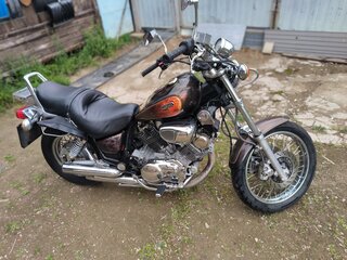Yamaha XV750 Virago