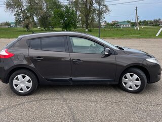 2013 Renault Megane III Рестайлинг, коричневый, 750000 рублей, вид 4