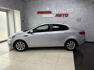 2015 Kia Rio III Рестайлинг, серебристый, 1299000 рублей, вид 2