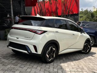 2025 BYD Dolphin 44.9 kWh I, белый, 1690000 рублей, вид 4