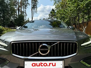 2020 Volvo V60 II, серый, 4249999 рублей, вид 4