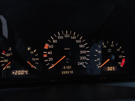 1995 Mercedes-Benz C-Класс 220 I (W202), чёрный, 4700000 рублей, вид 4