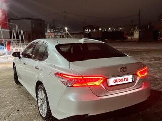 2018 Toyota Camry VIII (XV70), чёрный, 2650000 рублей, вид 4