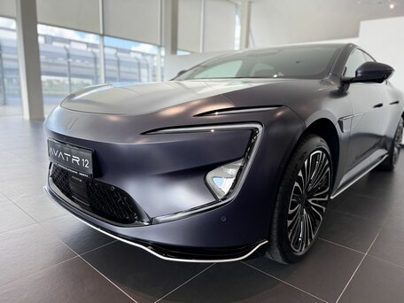 2026 Avatr 12, фиолетовый, 7990000 рублей, вид 2
