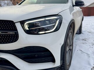2021 Mercedes-Benz GLC Coupe 300 I (C253) Рестайлинг, белый, 6000000 рублей, вид 3