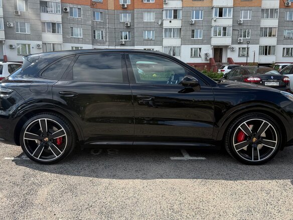 2021 Porsche Cayenne GTS III, чёрный, 11500000 рублей - вид 6
