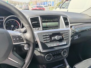 2013 Mercedes-Benz M-Класс 400 III (W166), белый, 2350000 рублей, вид 4