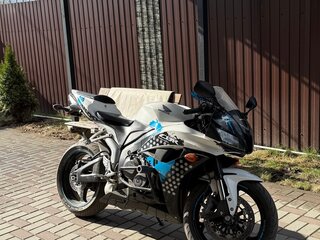 2008 Honda CBR 600RR, серебристый, 609999 рублей, вид 1