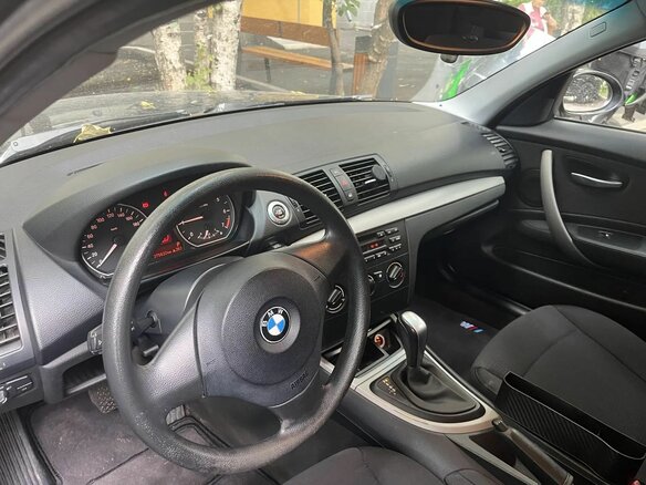 2009 BMW 1 серии 116i I (E81/E82/E87/E88) Рестайлинг, чёрный, 650000 рублей - вид 5