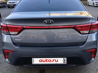 2017 Kia Rio IV, серый, 1450000 рублей, вид 4