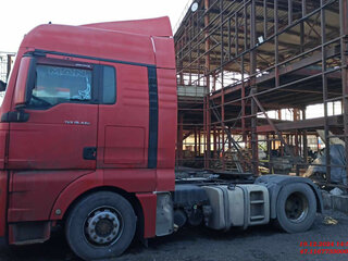 2012 MAN TGX, красный, 2755000 рублей, вид 4