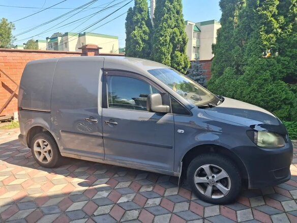 2011 Volkswagen Caddy, серый, 550000 рублей - вид 1