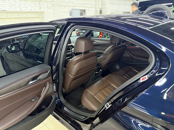 2020 BMW 5 серии 530i xDrive VII (G30/G31/G38) Рестайлинг, синий, 4700000 рублей - вид 17